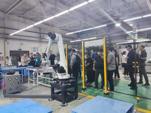 實(shí)地參觀，見證數(shù)字化力量——2024印刷業(yè)數(shù)字化工廠建設(shè)推進(jìn)會(huì)圓滿收官